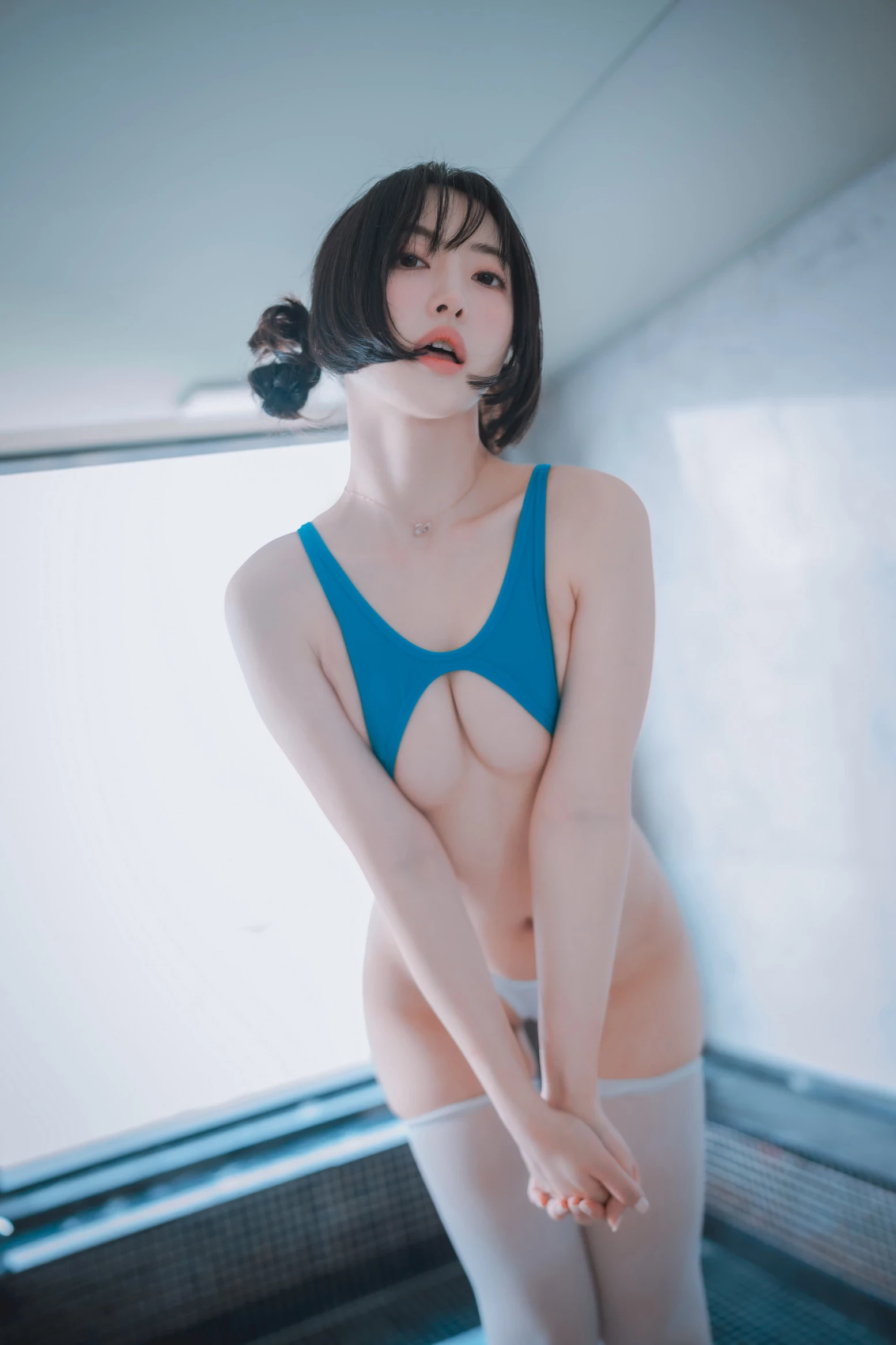 HaNari [하나리] - Swimming Lessons #13 2 [107P]