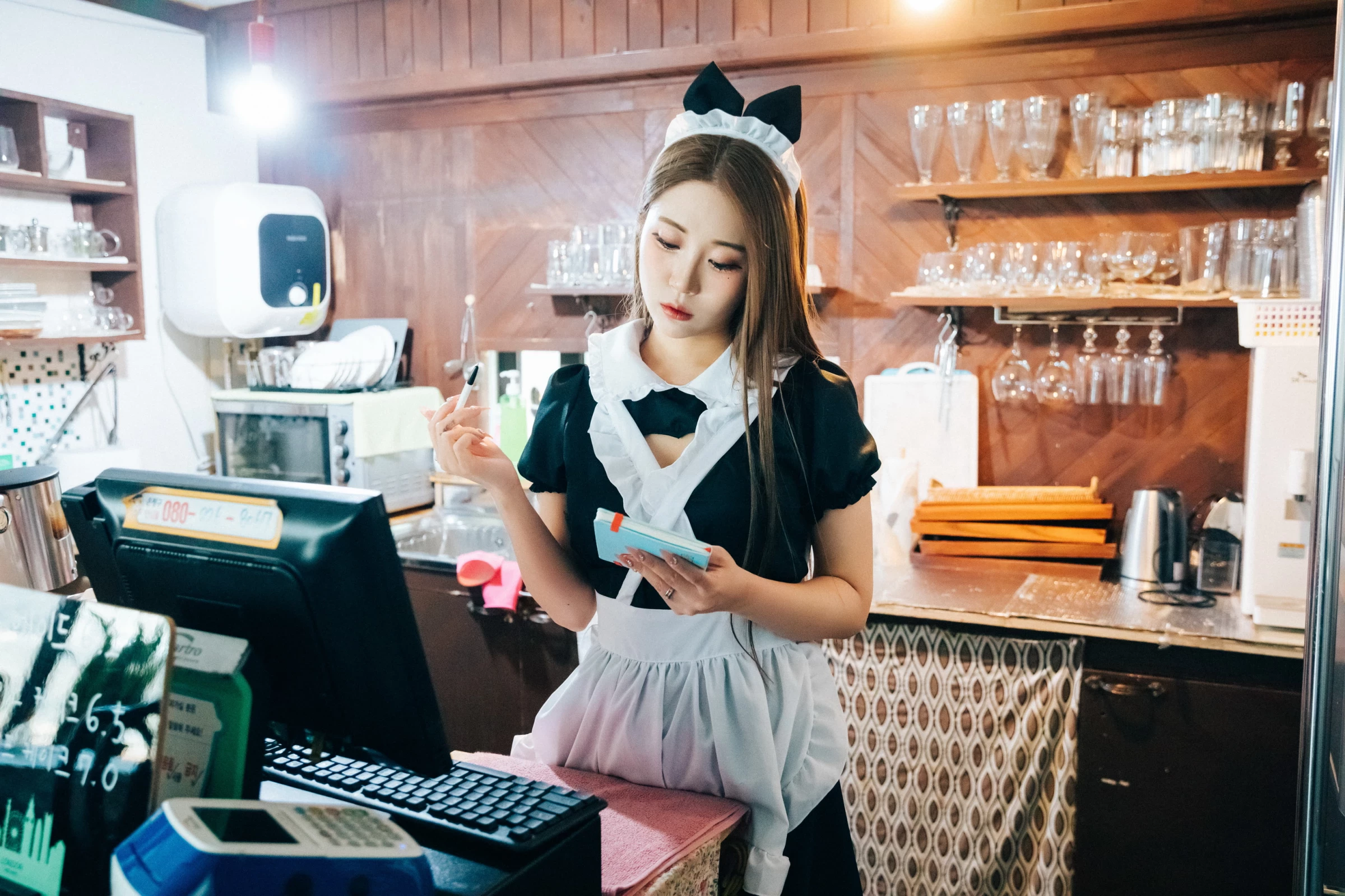 Bomi [보미] - Maid Cafe 1 [85P]