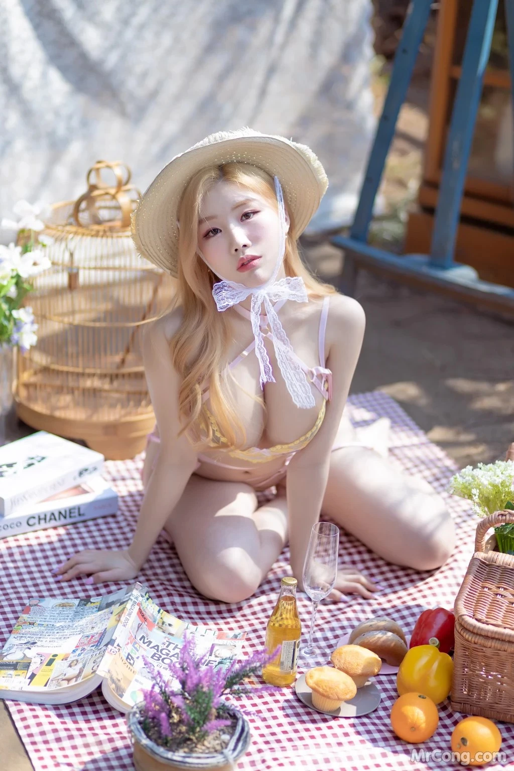 Yebin [전예빈] Picnic With Love [70P]