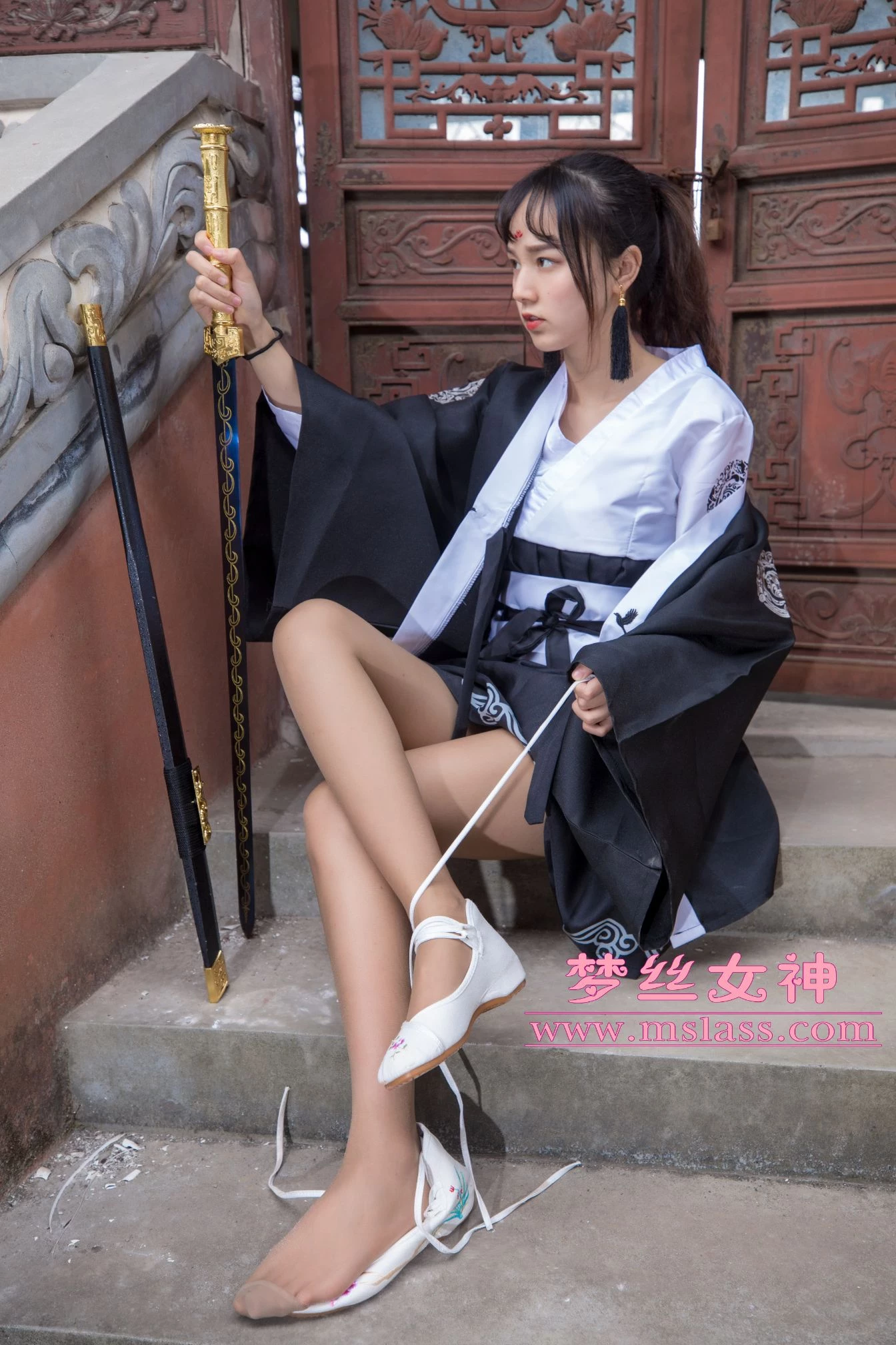 [MSLASS]梦丝女神 - 玥玥[Yuè yuè] 女侠之剑 [上] [41P]