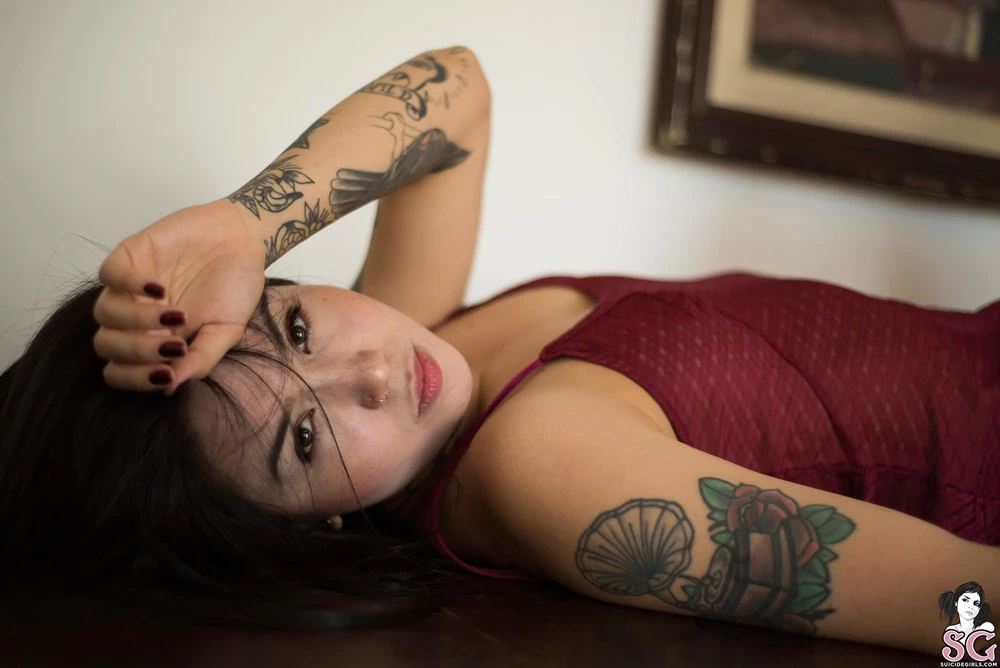 [Suicide Girls] Nayin - Incinerate