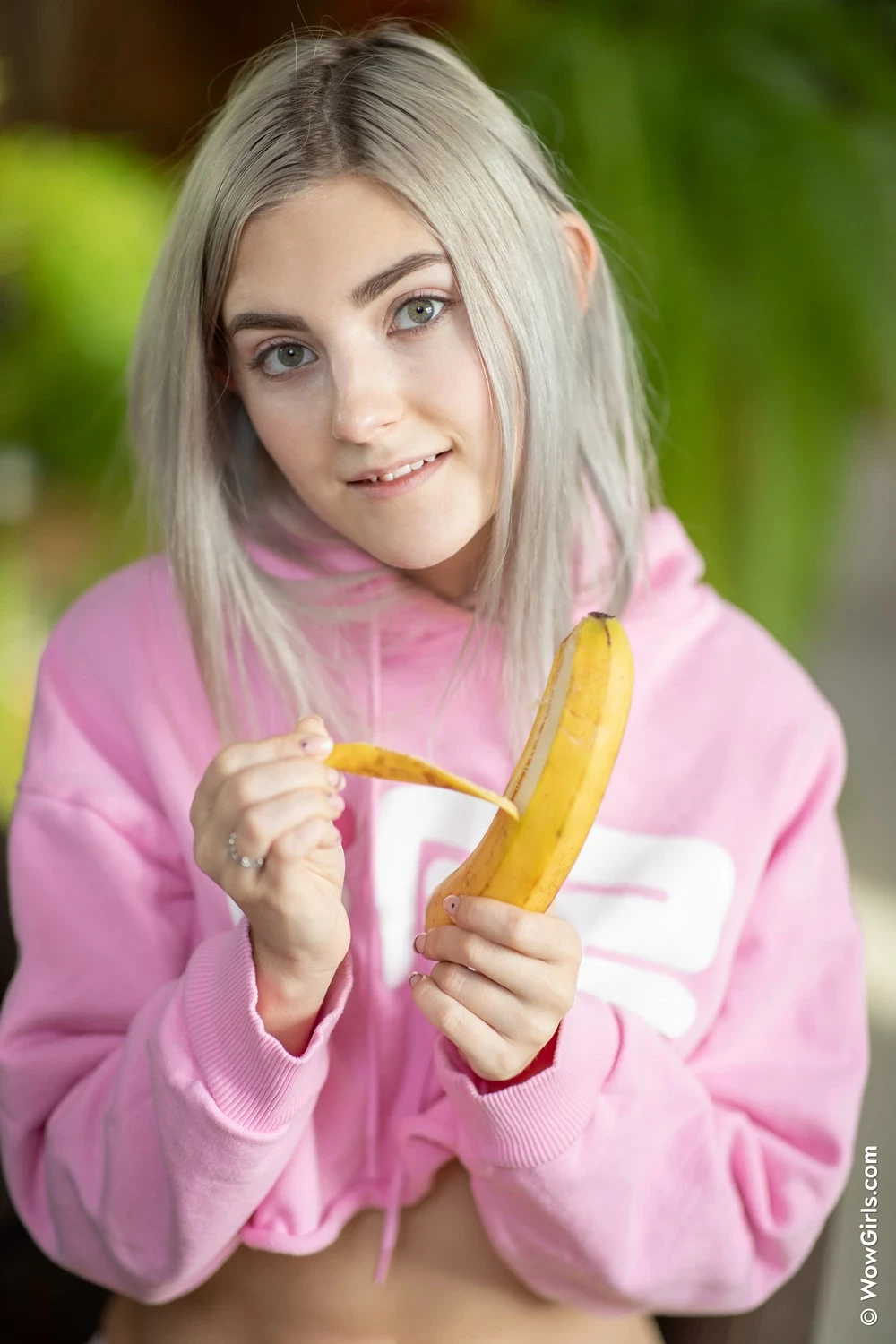 WowGirls - Eva Elfie - Banana Time