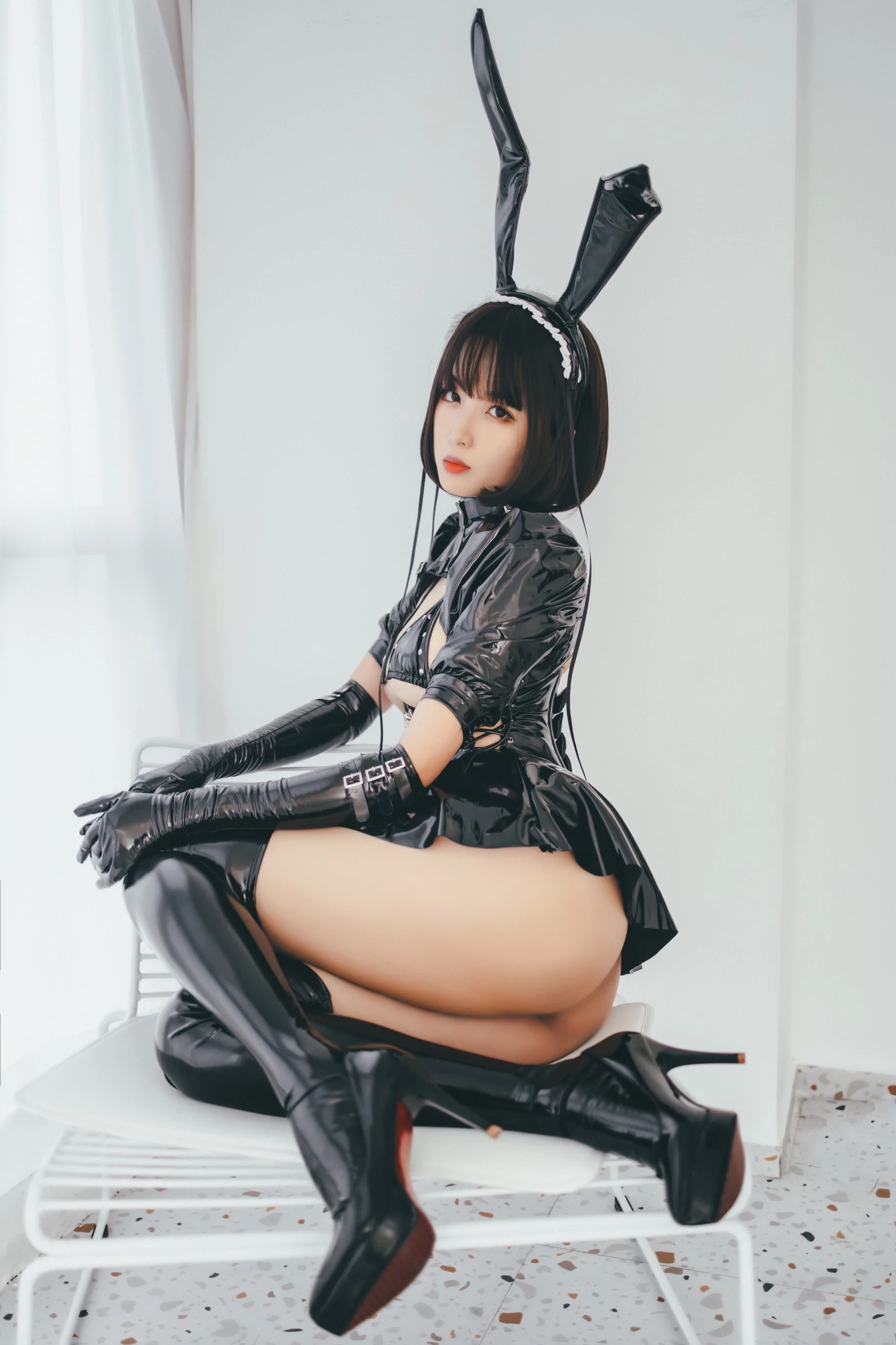 Xansoon 轩萧学姐 – Bunny girl maid 兔女郎女仆 [52P]