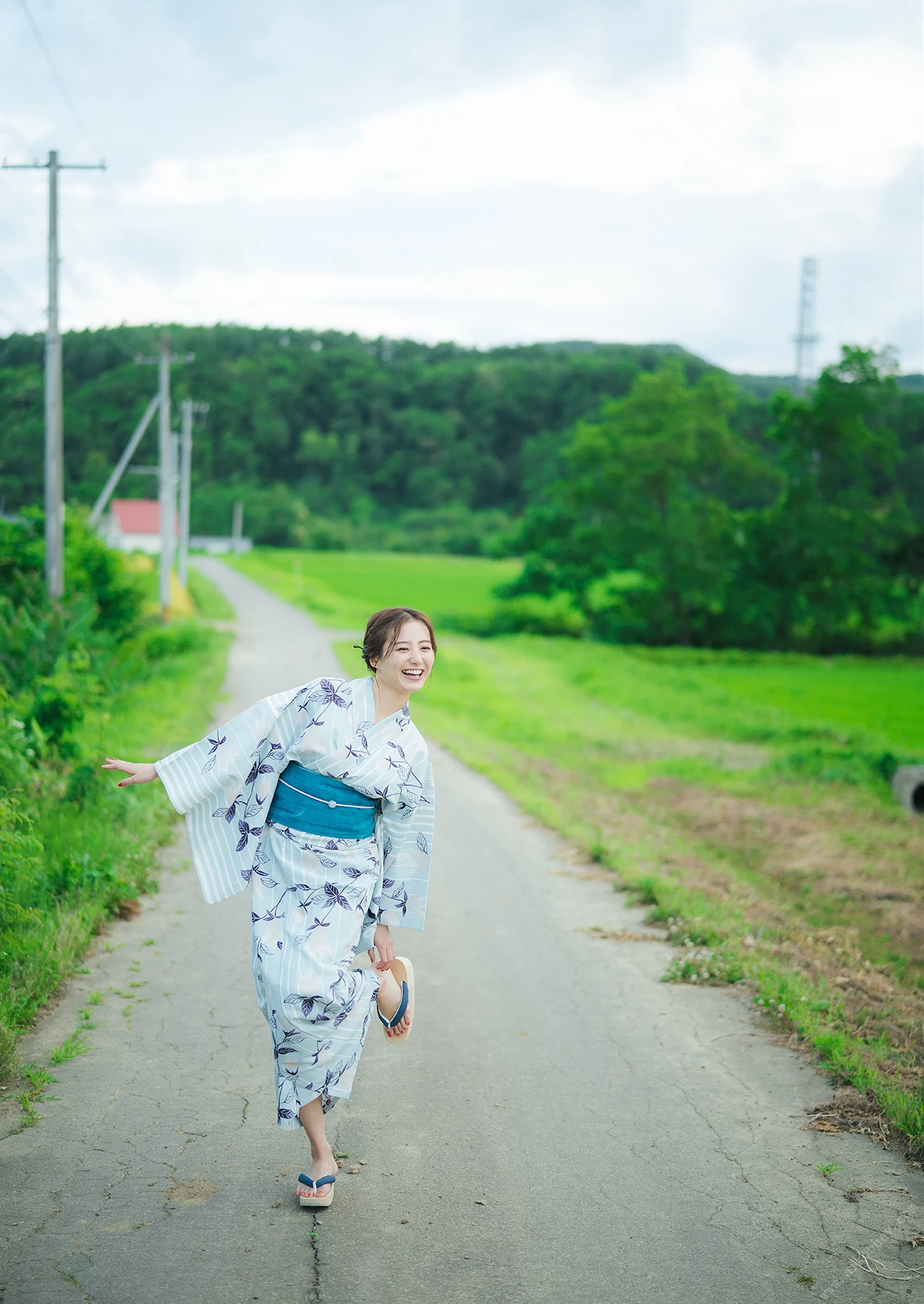 高田里穂 写真集“Venus Way -女神の美学 或いは进化论-” [53P]