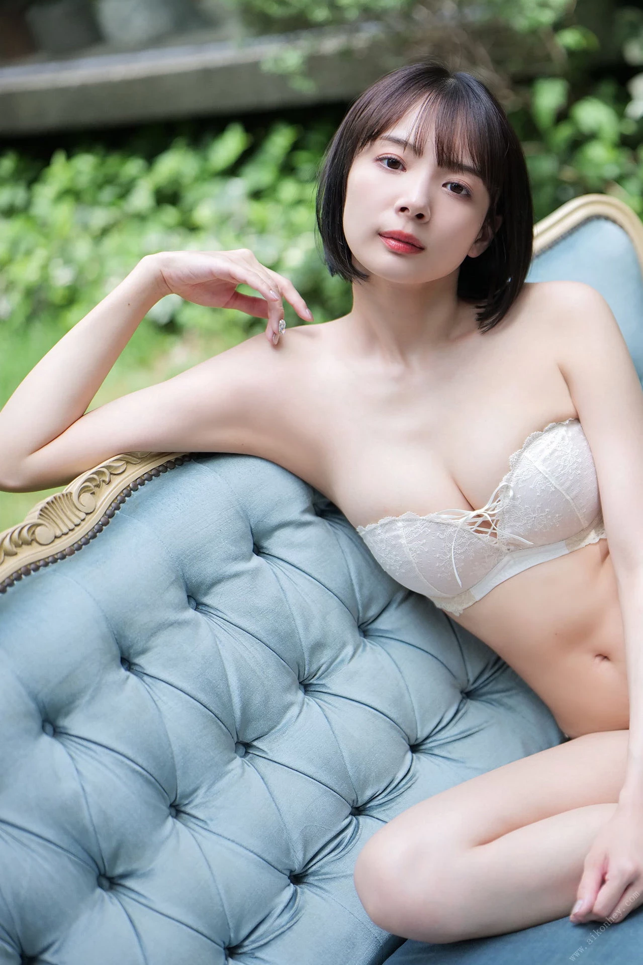 冈田纱佳 おかぴーの森へようこそ 周刊ポストデジタル写真集 [79P]