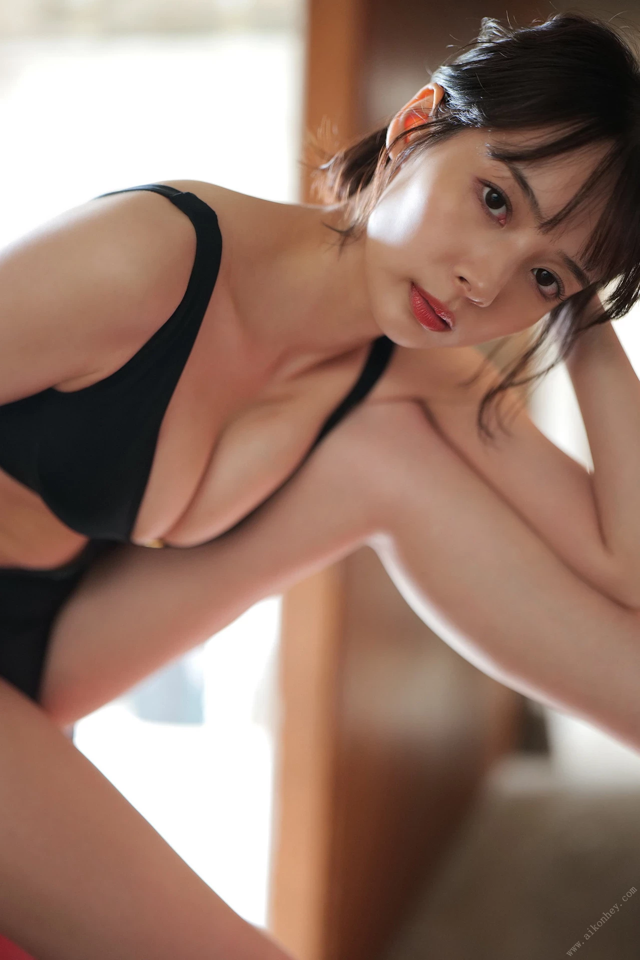 冈田纱佳 おかぴーの森へようこそ 周刊ポストデジタル写真集 [79P]