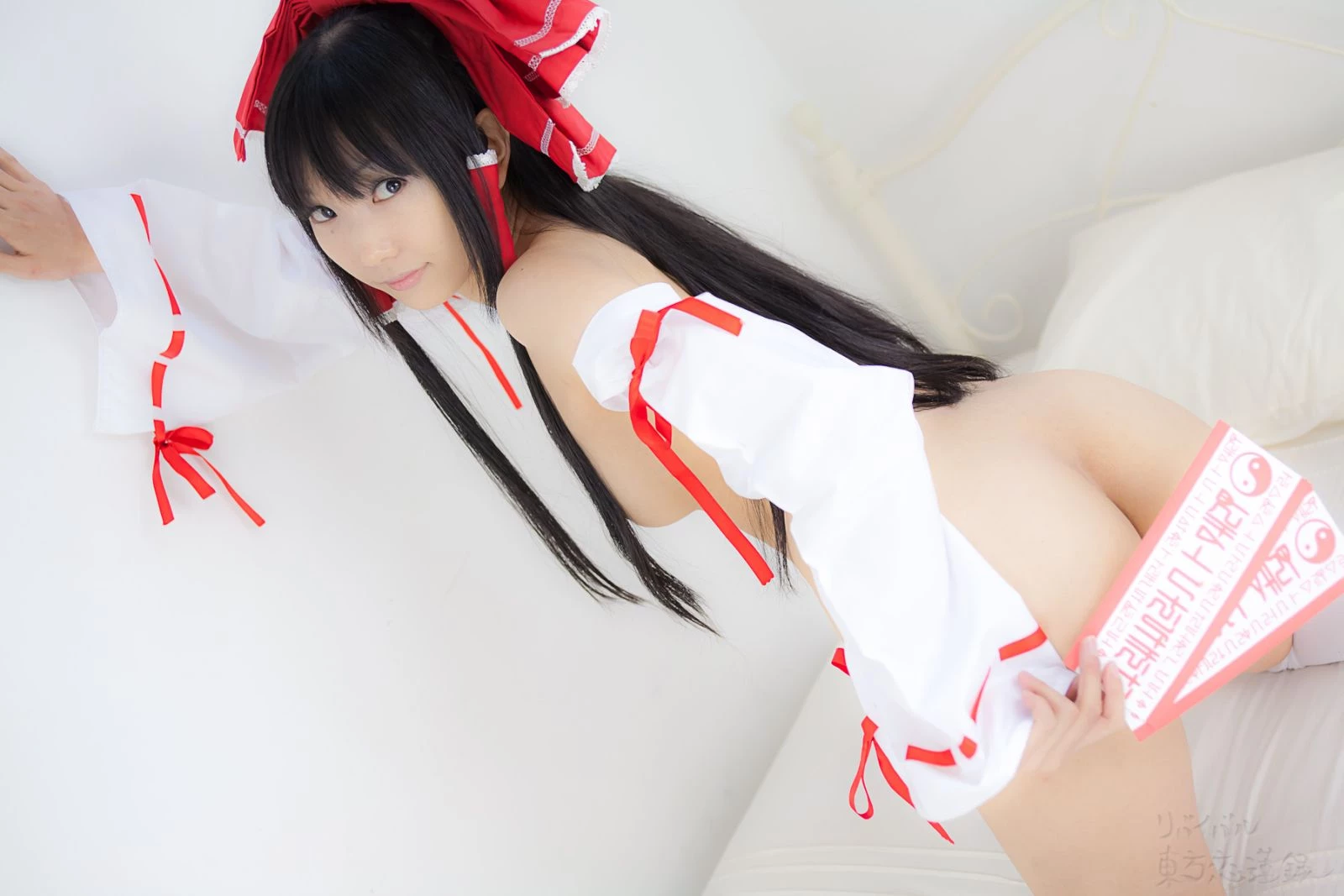 lenfried touhou hakurei reimu sexy ero cosplay