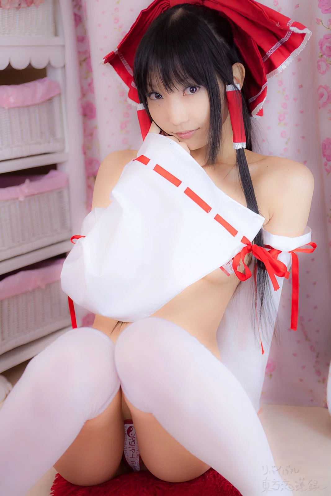 lenfried touhou hakurei reimu sexy ero cosplay