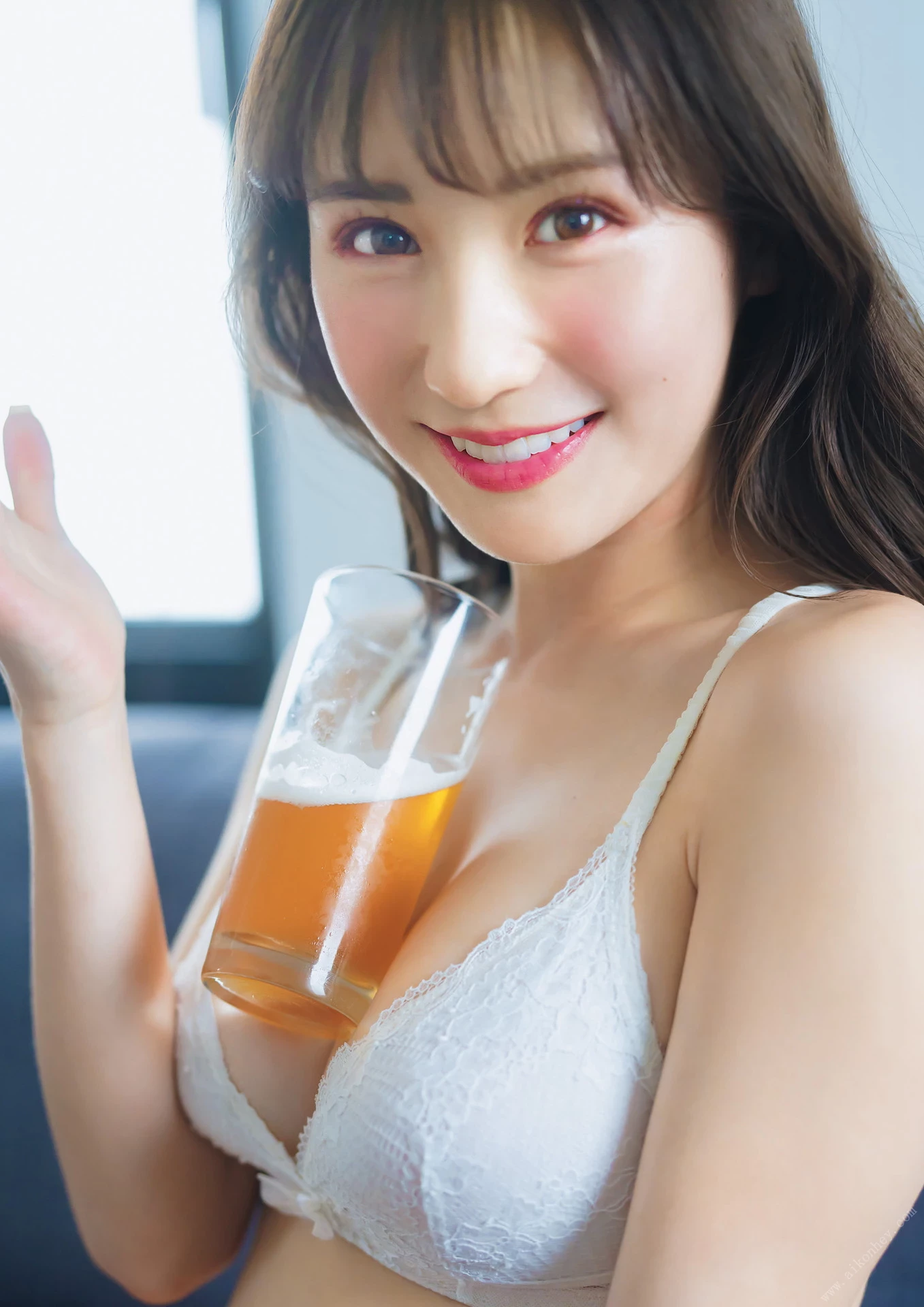 伊藤爱真 1st Photobook - Soleil ソレイユ [129P]