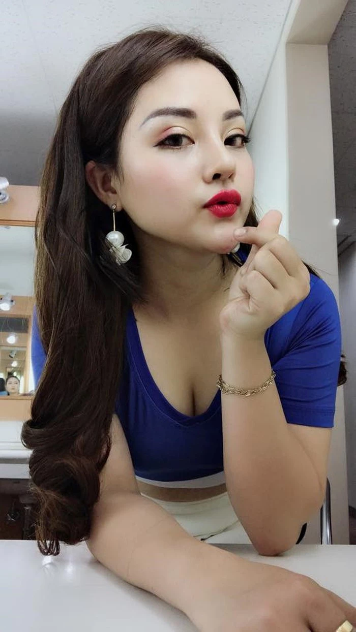 越南美女 Nguyễn Trà My