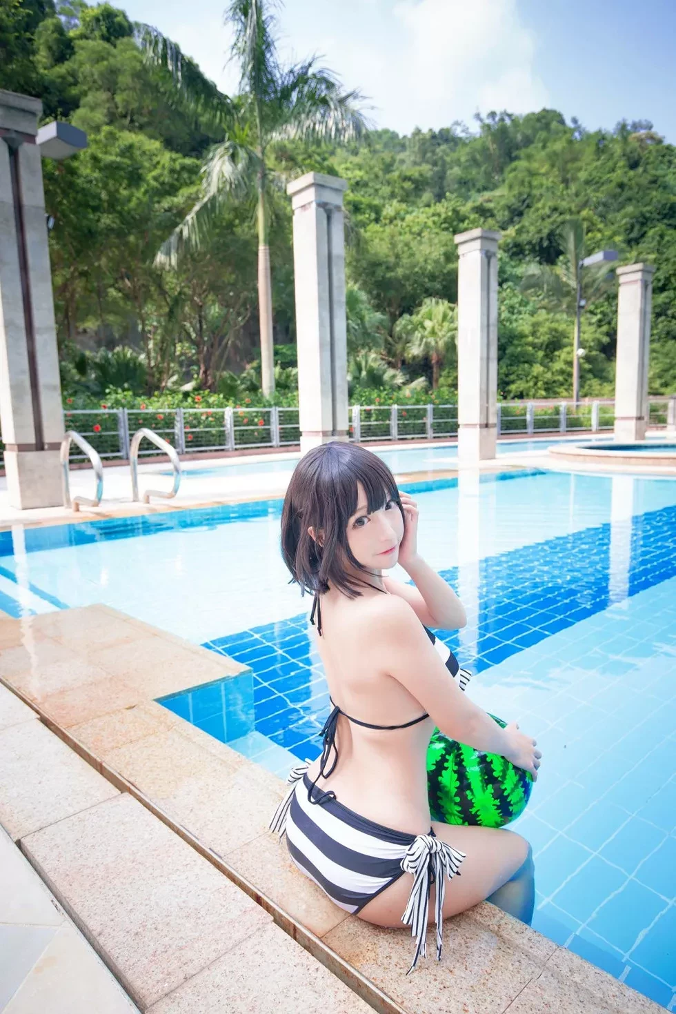 Cosplay路人女主的养成方法圣人惠-夏日水着比基尼写真15P