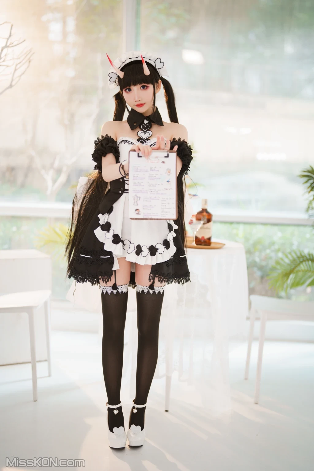 Coser@面饼仙儿 No.122： 能代女仆 [31 photos]