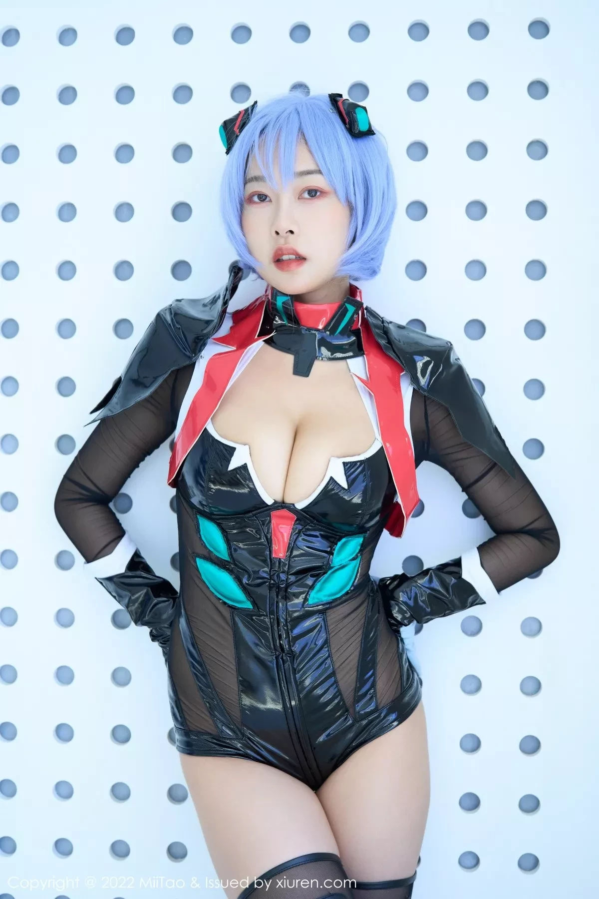 [MiiTao蜜桃社]Vol.148_新人模特梦乃Mandy私房Cosplay主题低胸连体衣秀豪乳诱惑写真73P