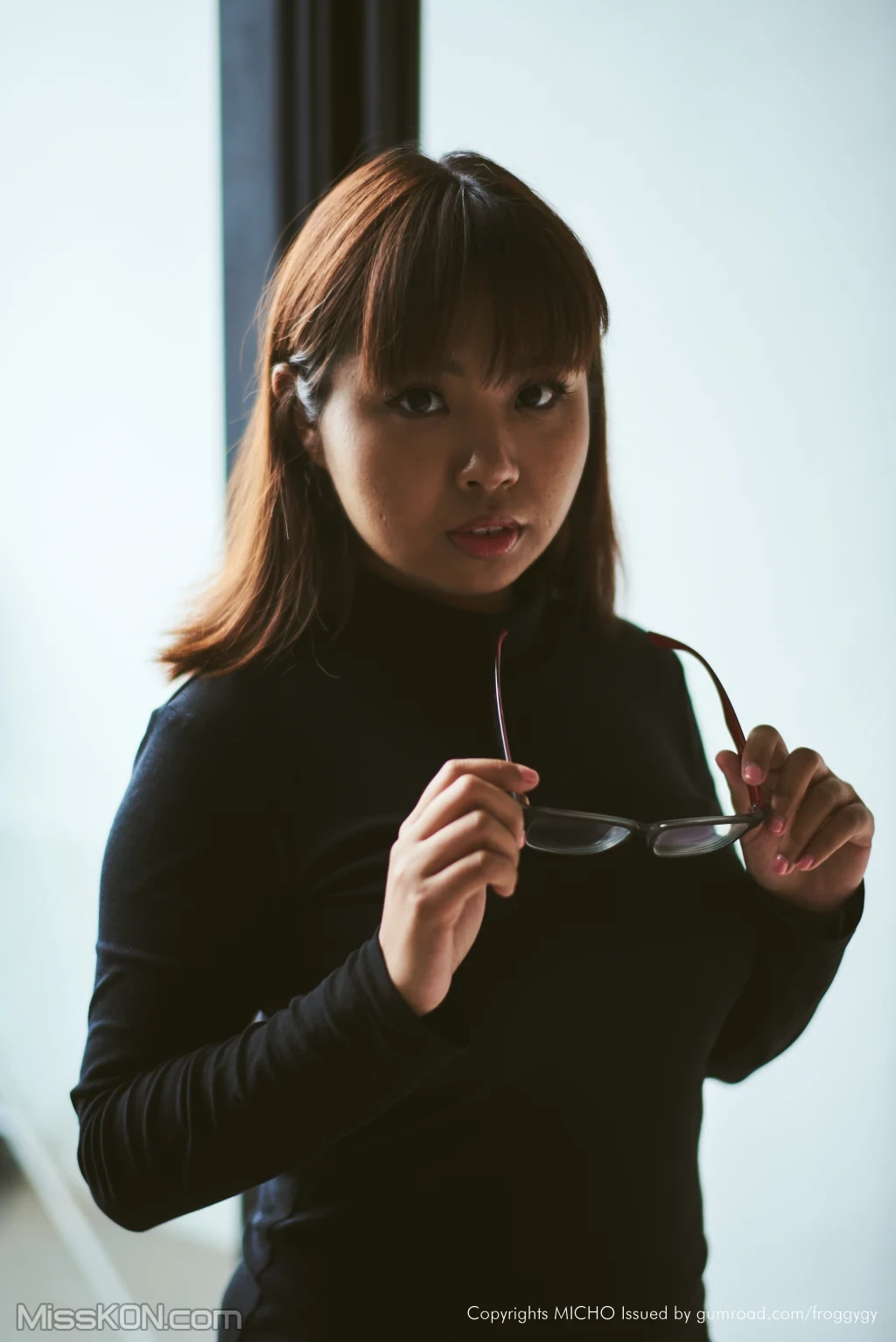 Micho Teh Vol.1： Glasses & Black Turtleneck [59 photos]