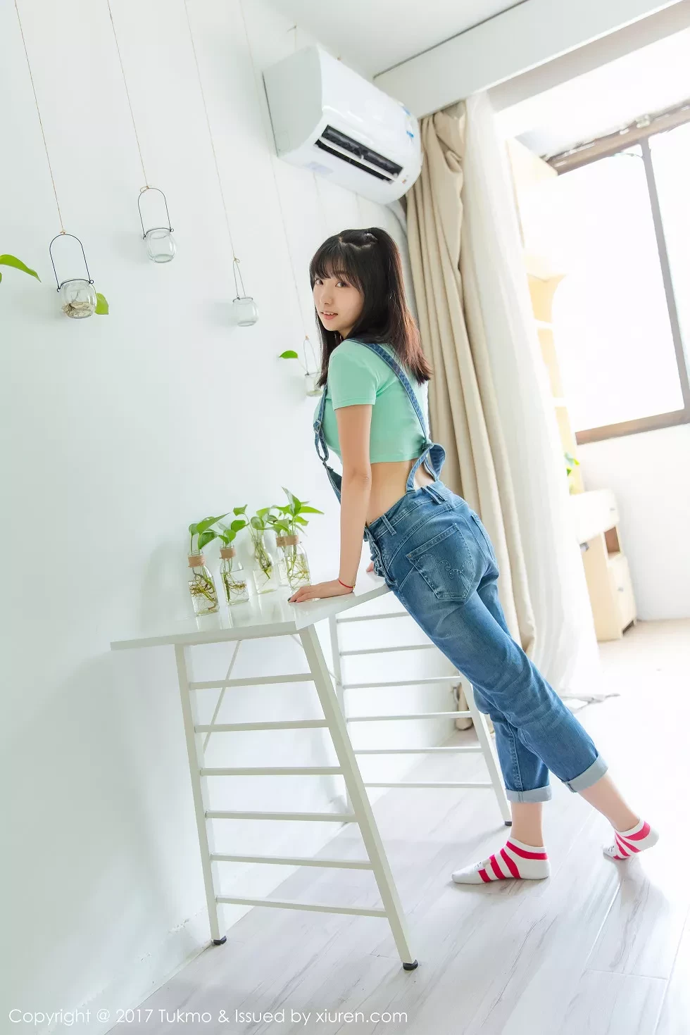 [Tukmo兔几盟]Vol.095_巨乳萝莉球球居家牛仔裤系列娇羞可人清爽迷人写真41P