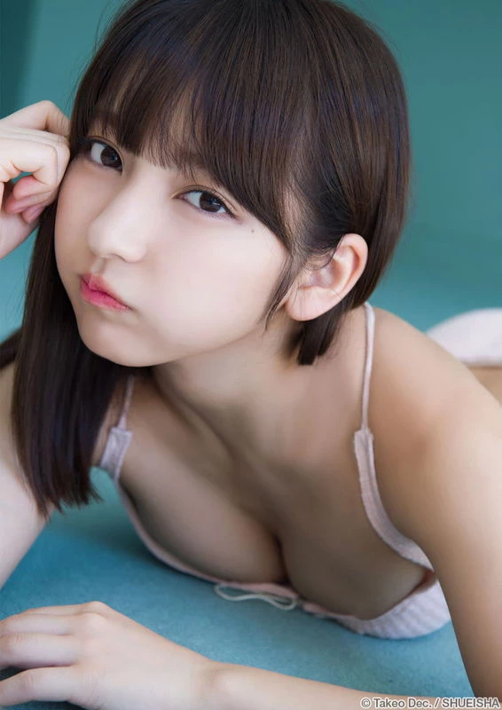 十味[20] ニコ动の元踊り手だった超絶美少女 可爱すぎるランジェリー姿でおっぱい...