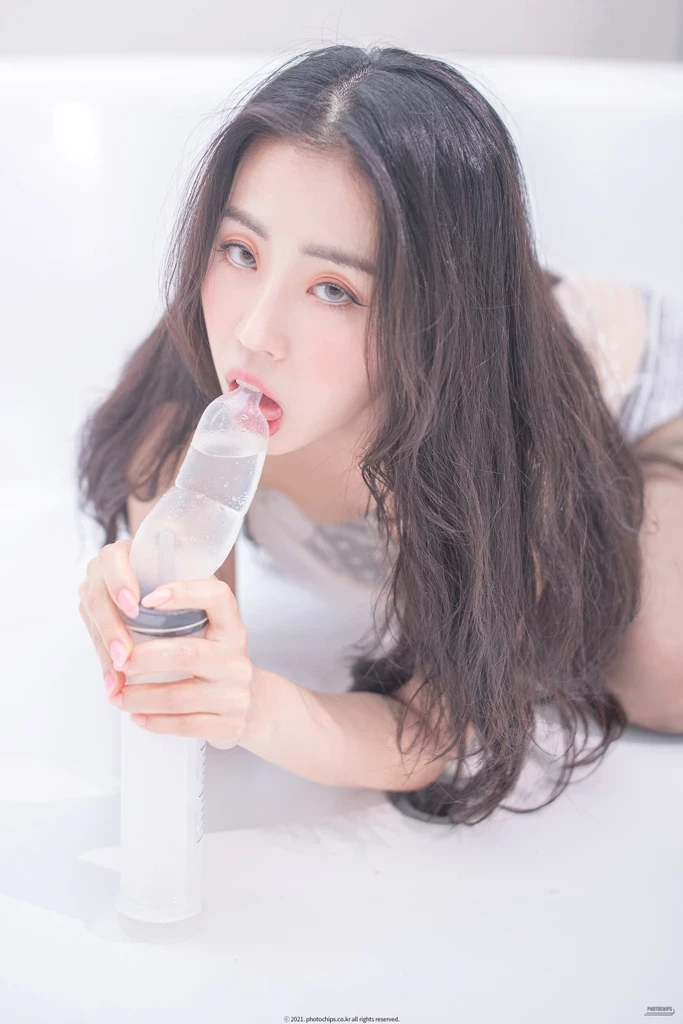 [Photochips] Vol.96 – Dami [퀸다미] No.10 [100P]