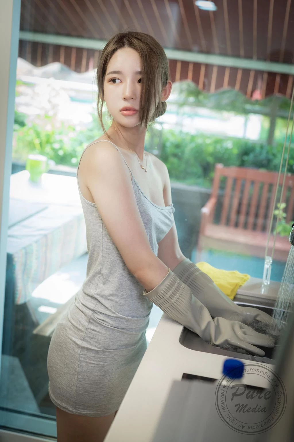 Pure Media Vol.249 Yeha [예하] - Bad Delivery Guy and New Wife [159P]