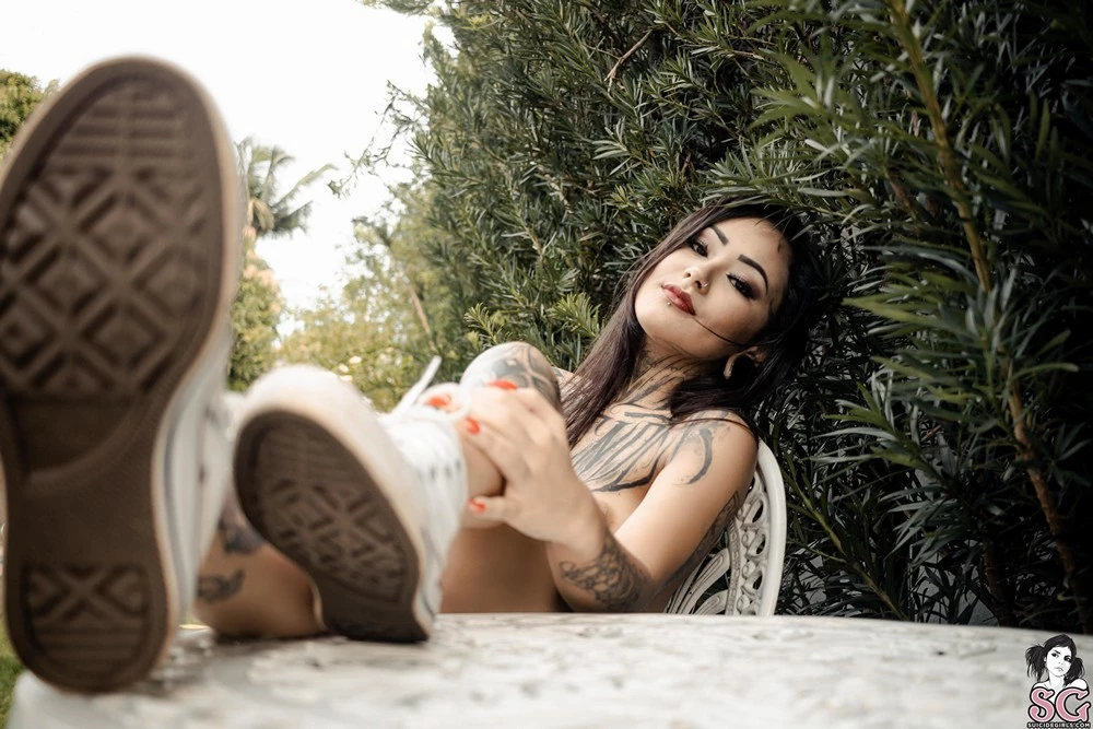 [Suicide Girls] Suryah - Time To Relax