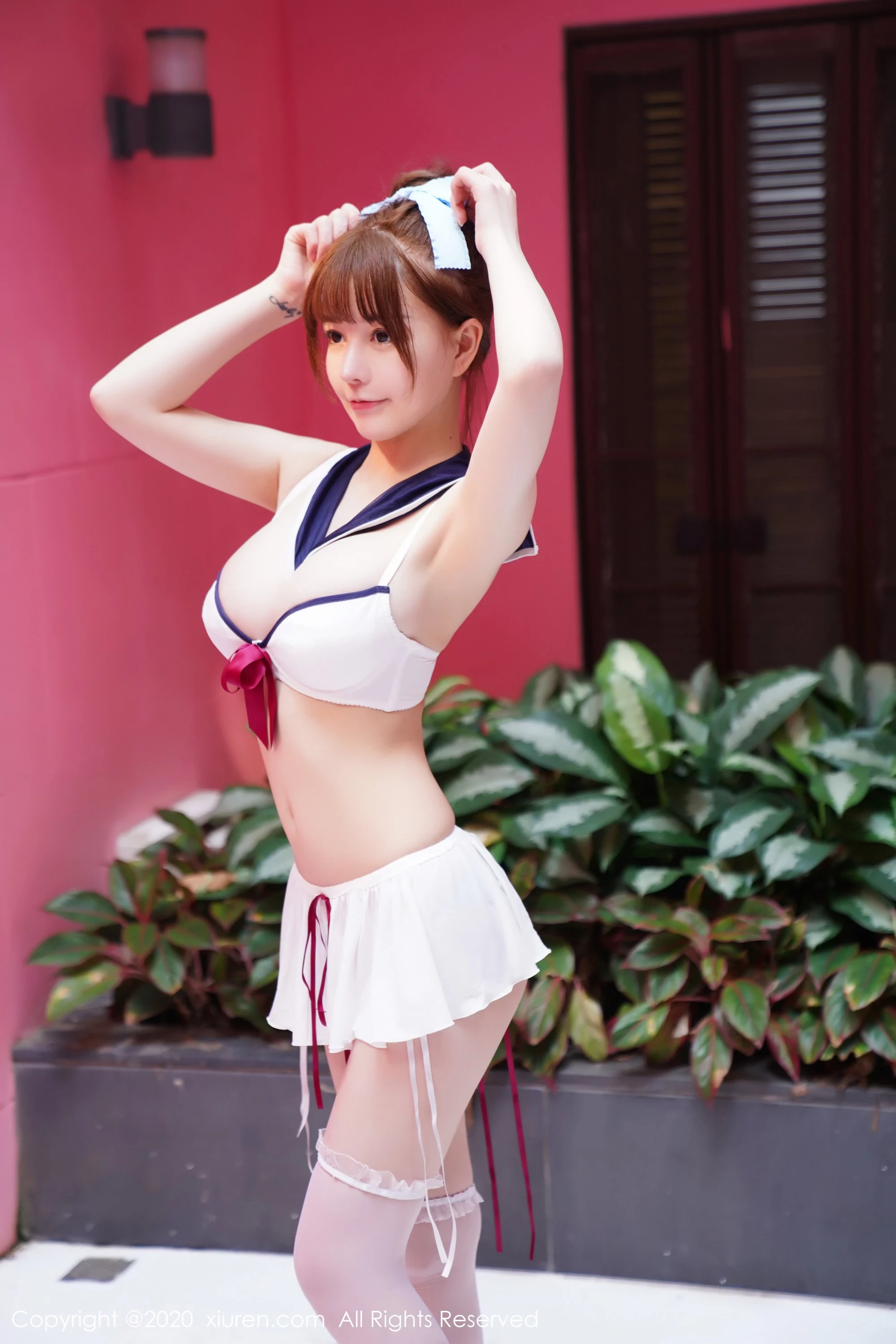 [Xiuren秀人网系列]2020.05.15 No.2243 UU酱 完整版无水印写真[38P]