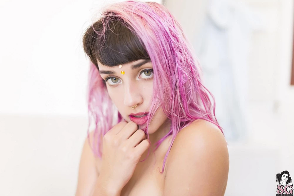 [Suicide Girls] Lovelace - Pink Petal