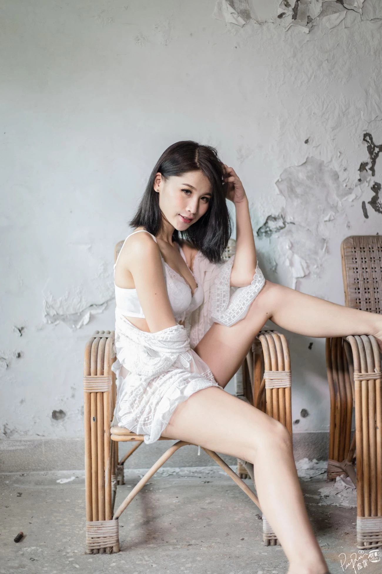 美腿高跟鞋外拍 Beautiful sweet girl Pee Chang [85P]