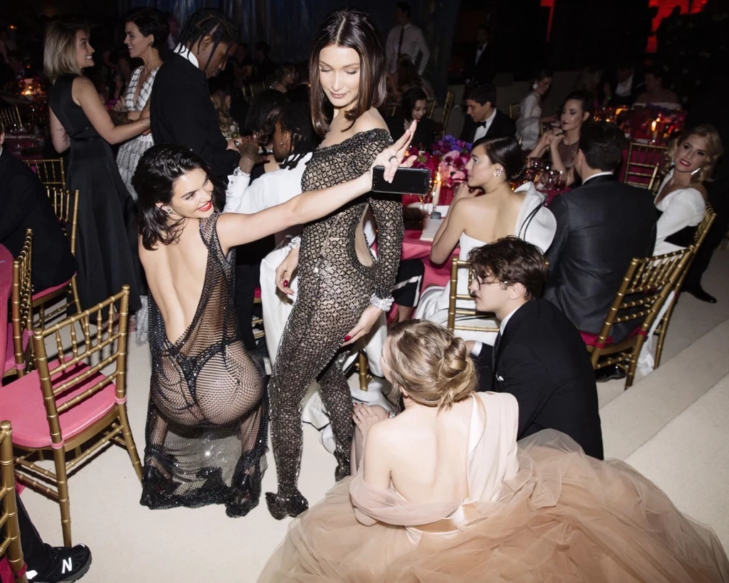 Kendall Jenner Met Gala 20170501红毯走秀 [123P]