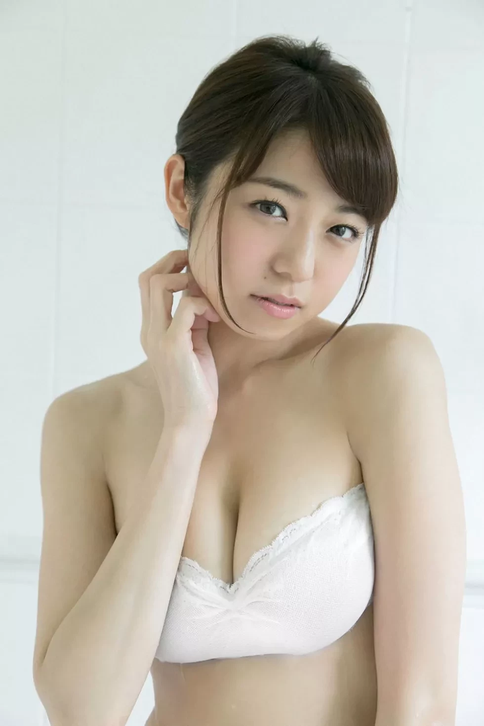 [YS Web]Vol.683_日本美女艺人中村静香甜美迷人性感系列写真99P