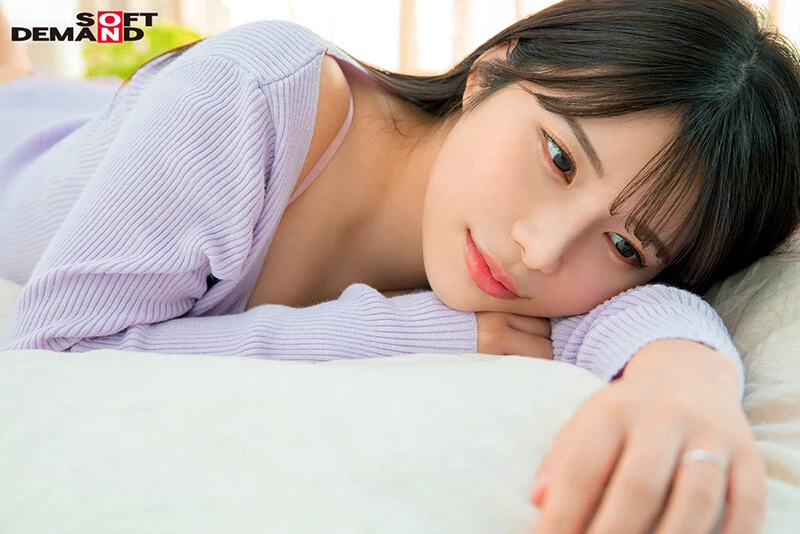 [动图] 伊吹玲奈 なんと恋爱経験ほぼなし！引っ込み思案な美人保育士さん 28歳 AV DEBUT [25P]