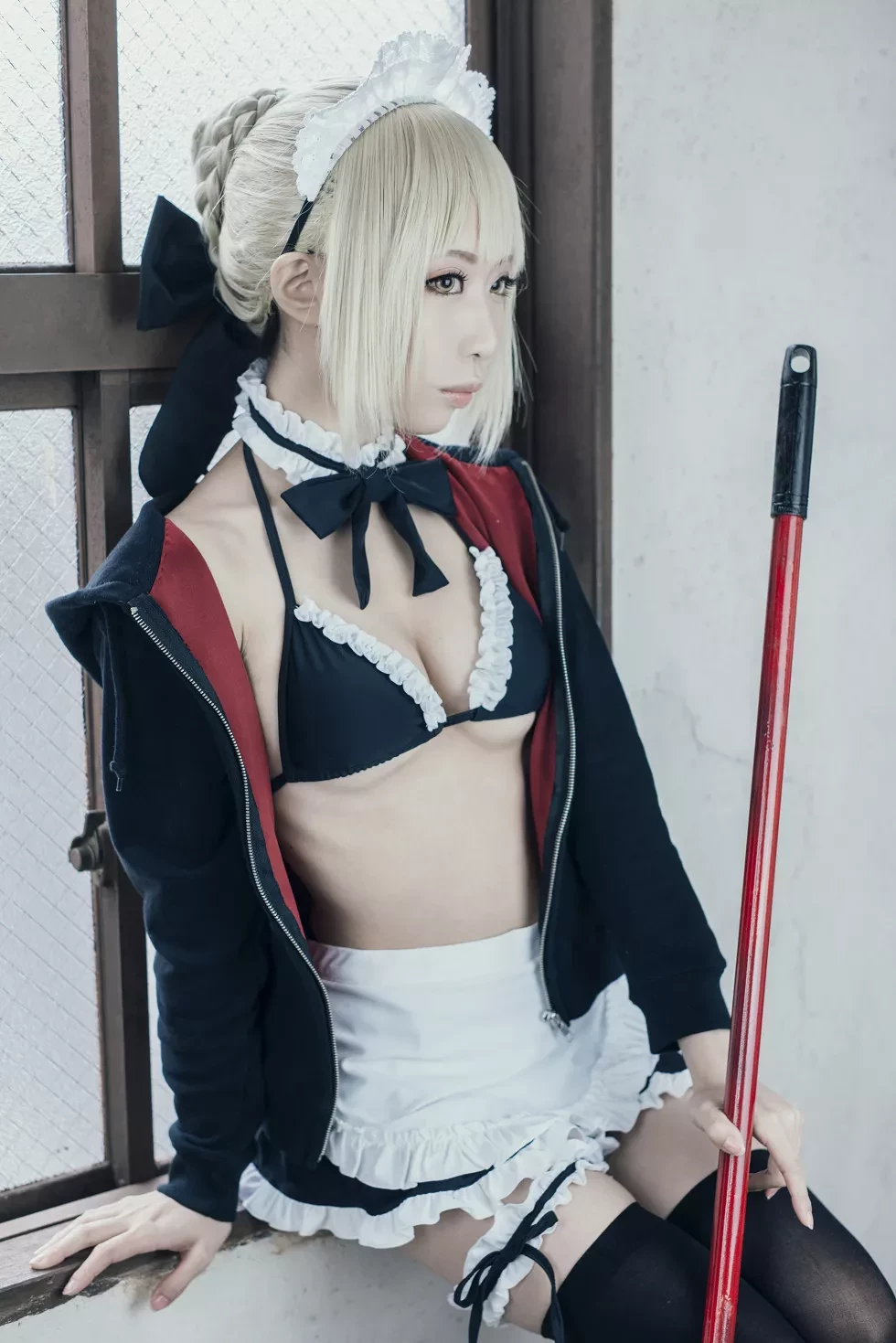 [Cosplay精选]《HeartBreak Morgan》吃雪糕的紧身衣妹子性感写真243P