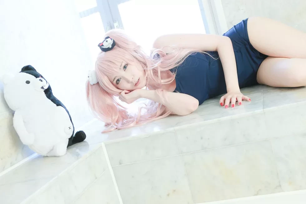 [Cosplay精选]COS正片《るしゃ》图集豪乳妹子的浴室湿身诱惑写真201P