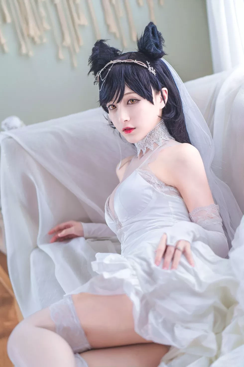 [Cosplay精选]动漫博主铁板烧鬼舞w爱宕系列JK制服 吊带蕾丝袜诱惑写真41P