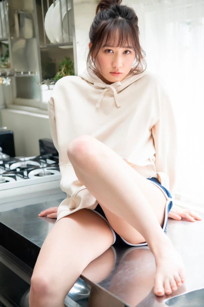 成海美雨 オフィシャルヌード写真集 Silky [120P]