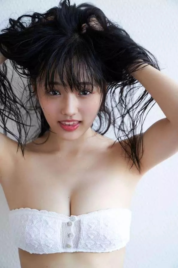 Sakura Ando 安藤咲桜 - [WPB-net] Extra #879 安藤咲桜 カムバック!! [2019.12] [72P 1P] https：  twitter.c...