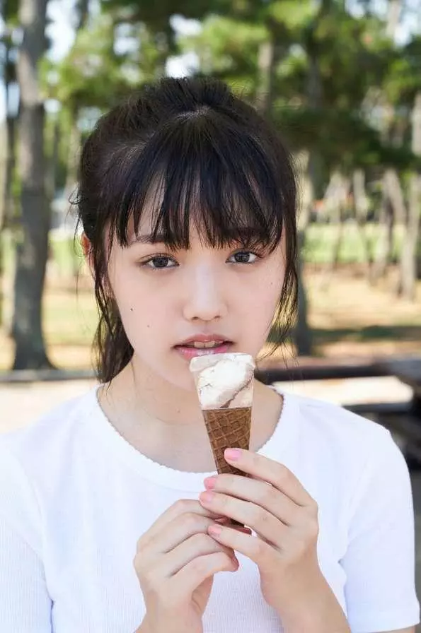 Sakura Ando 安藤咲桜 - [WPB-net] Extra #879 安藤咲桜 カムバック!! [2019.12] [72P 1P] https：  twitter.c...