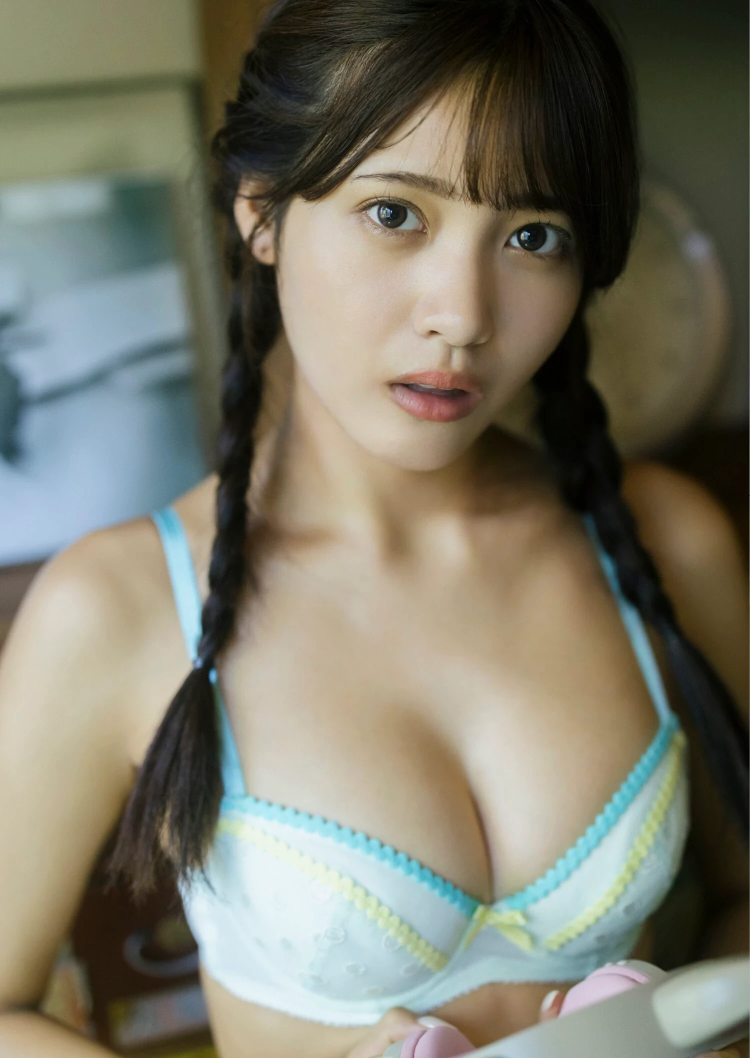 上智[えなこ かとゆり][Young Jump] 2023 No.30 [ えなこ かとゆり白滨美兔] [268P]