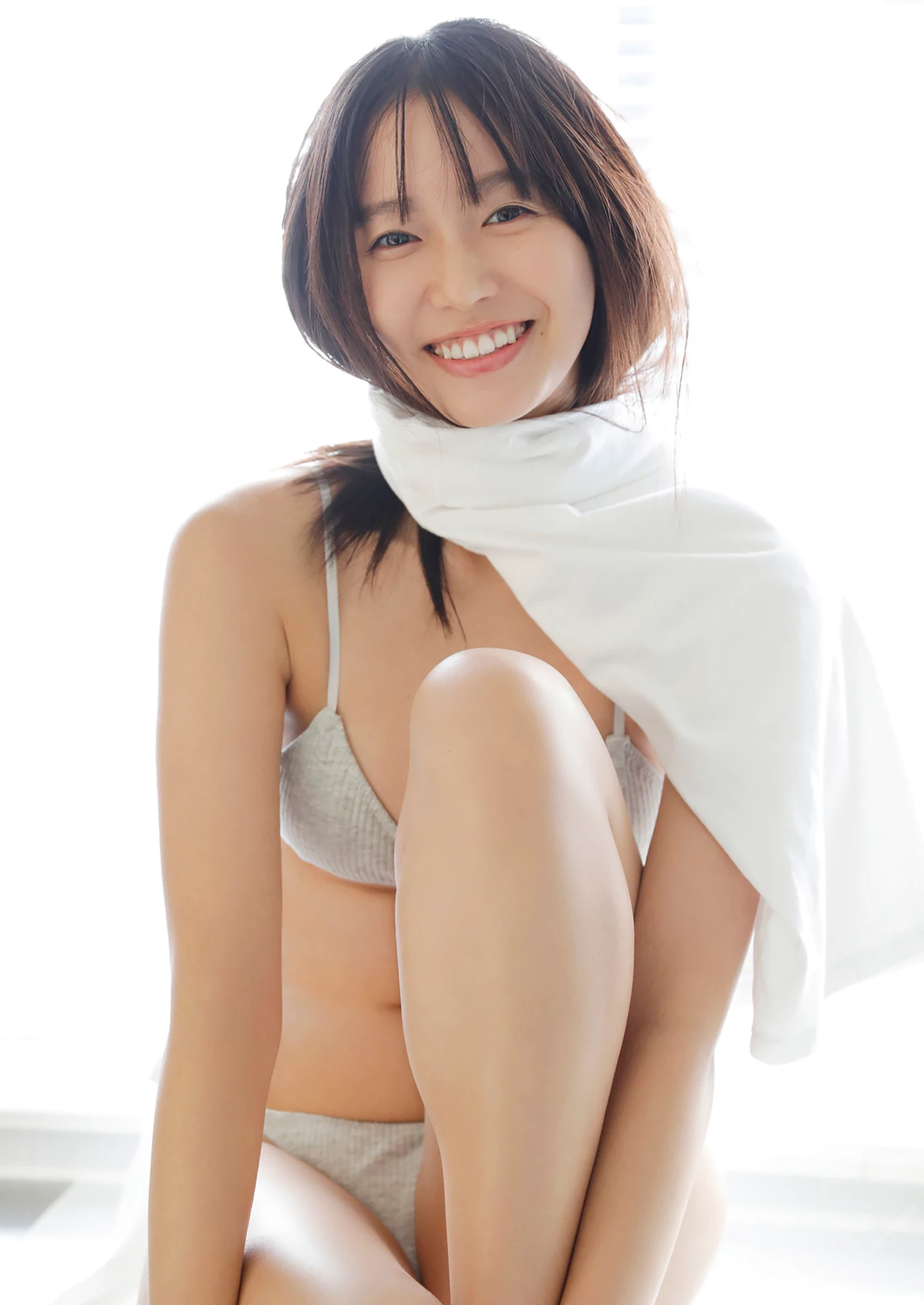 志田音音[Photobook] 写真集   ねぇね～ ’ [439P]