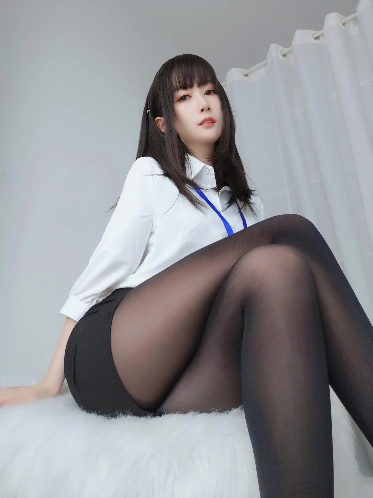 白银81 制服 [121P]