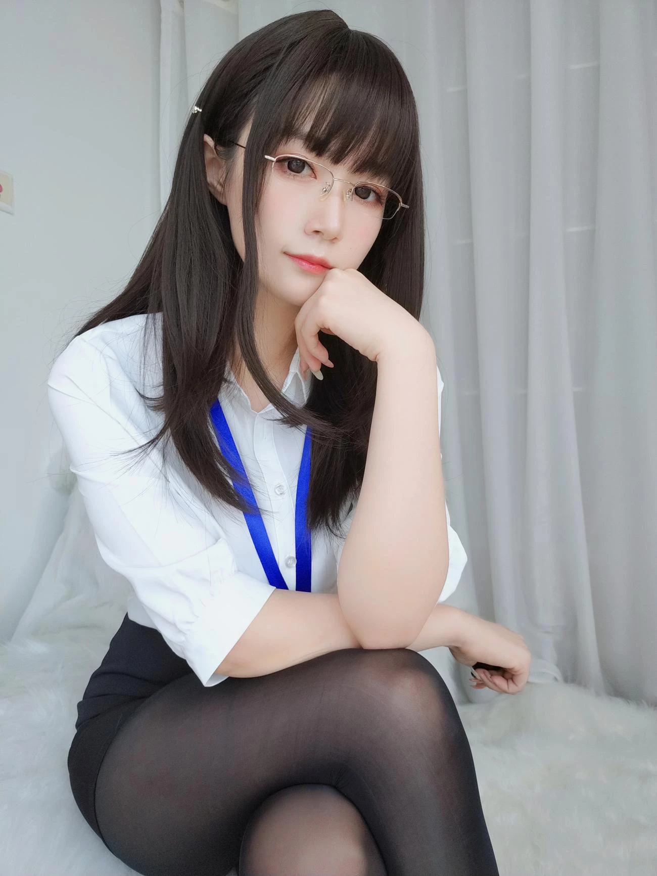 白银81 制服 [121P]