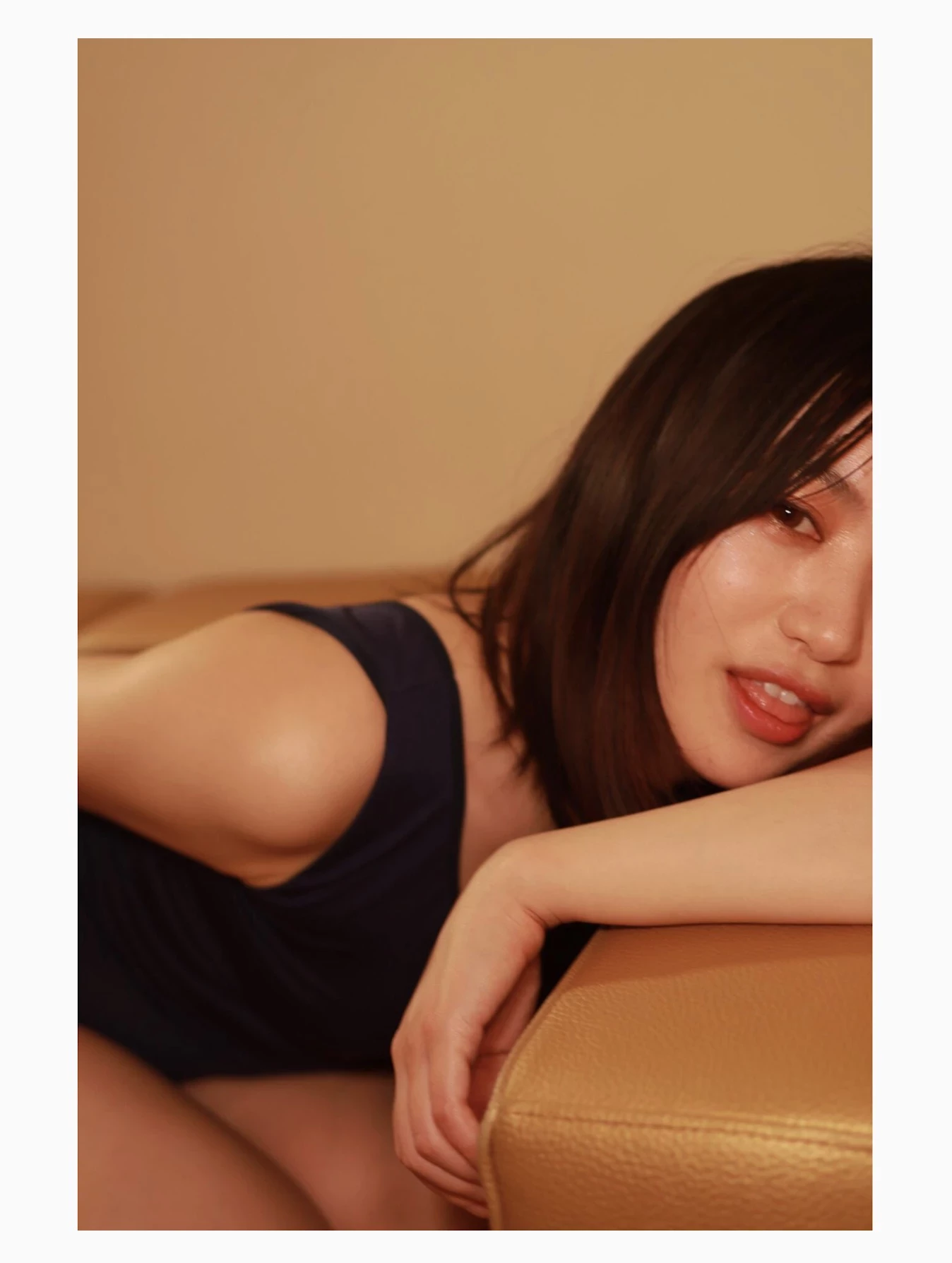 齐藤静[斉藤静][Photobook] セミヌード写真集 カップルで人気のラブホで [193P]