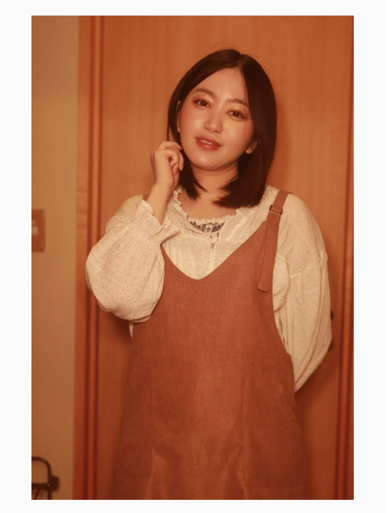 齐藤静[斉藤静][Photobook] セミヌード写真集 カップルで人気のラブホで [193P]