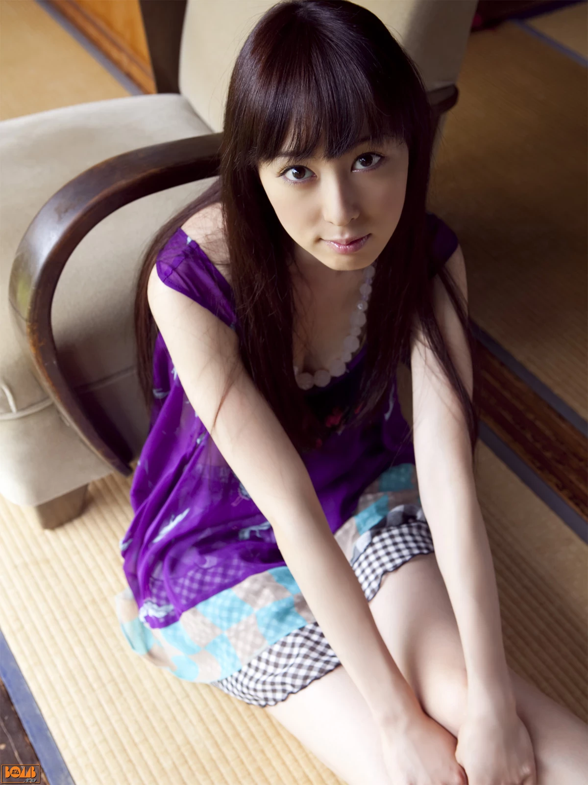 2009.11 Rina Akiyama [90P]