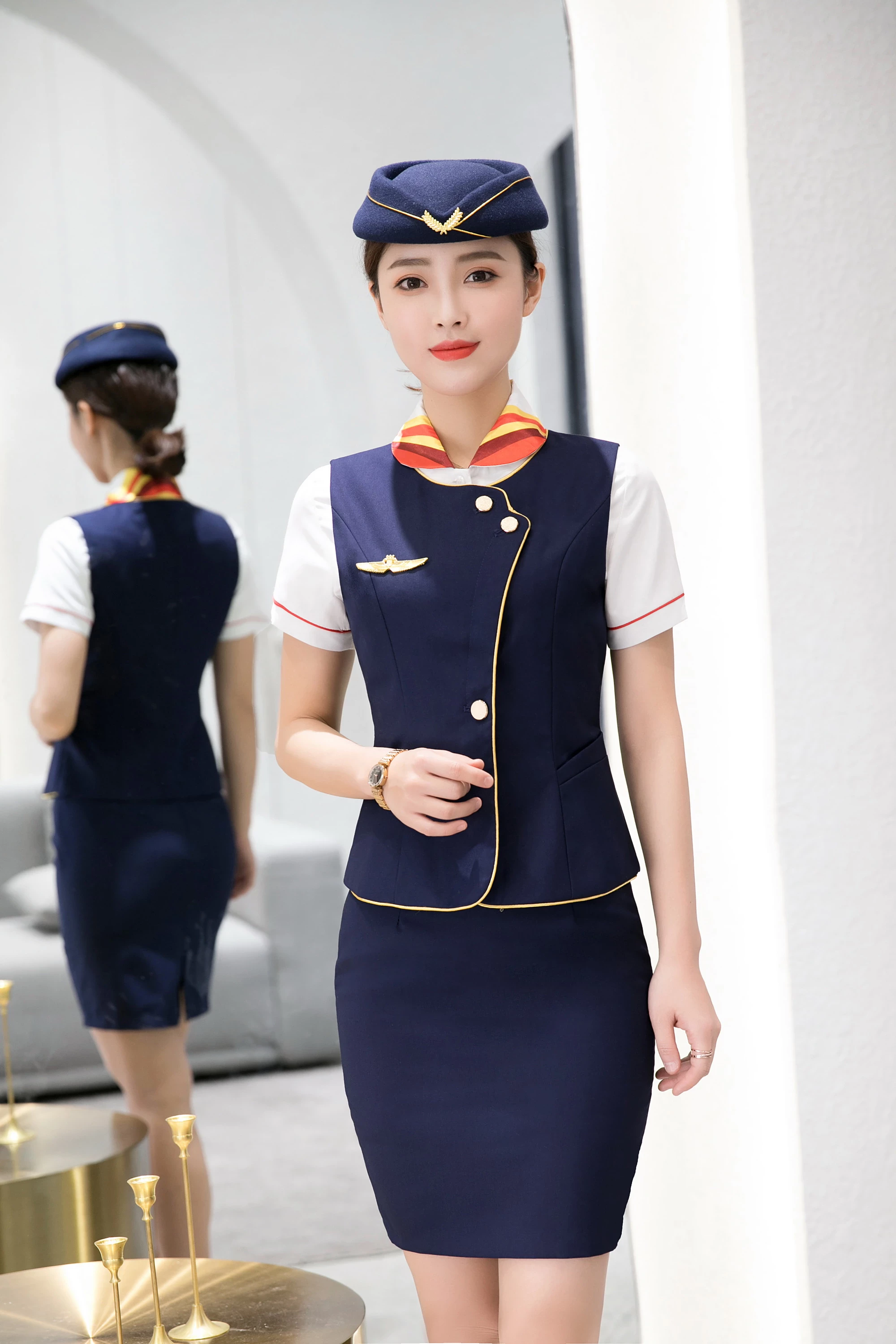 [网搜美腿系列]美模 晓婧 空姐制服[21P]