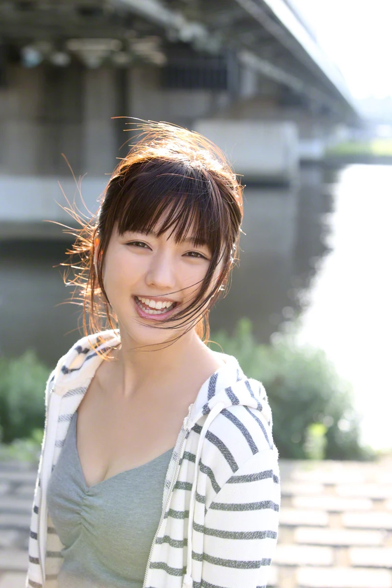 真野恵里菜[Wanibooks] 2015年05月号 #131 Erina Mano [577P]