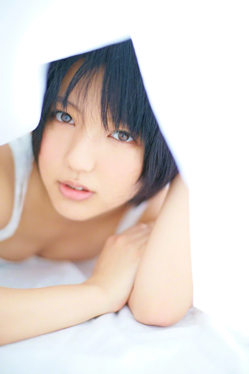 真野恵里菜[Wanibooks] 2015年05月号 #131 Erina Mano [577P]