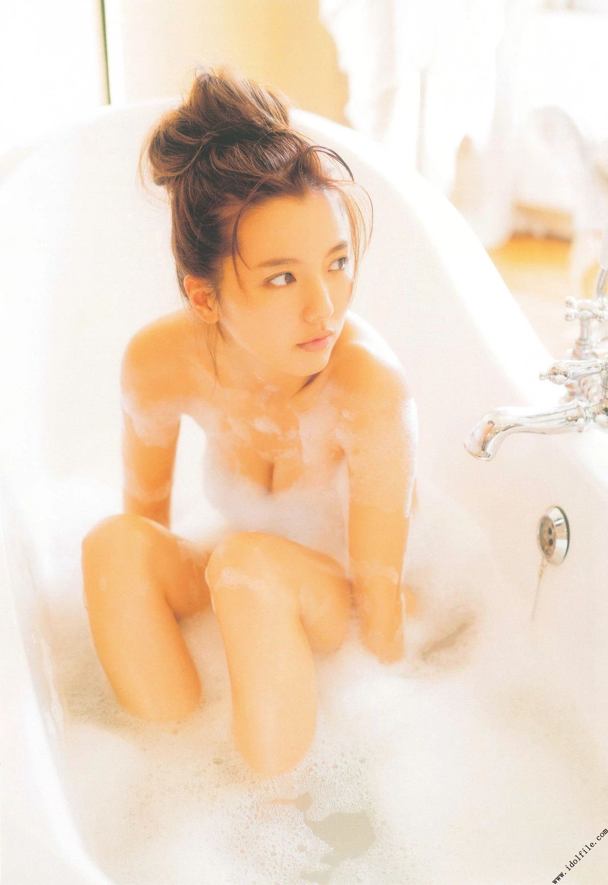 真野恵里菜[Bomb.tv] 2009.10 Mano Erina [510P]