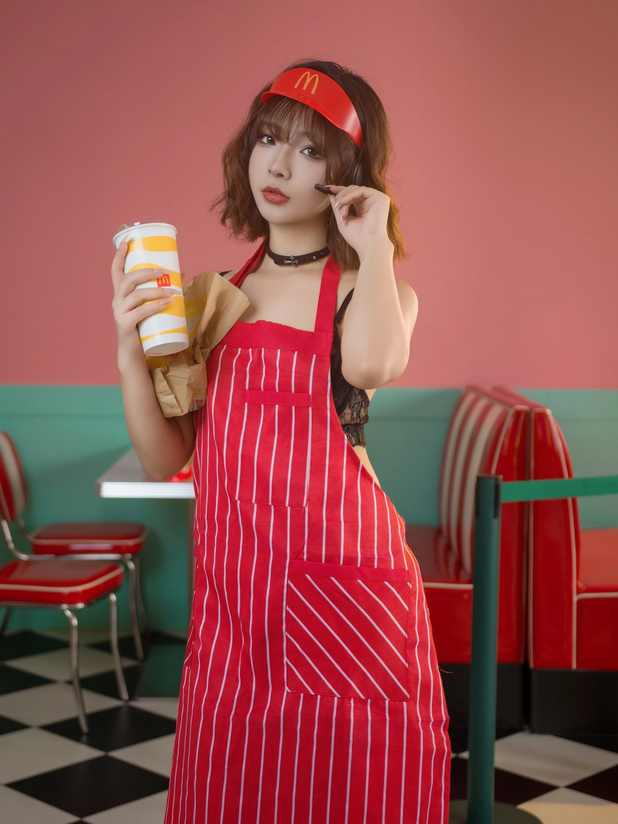 Kokuhui - 2023 Vol.14 Waitress of McD s [149P]