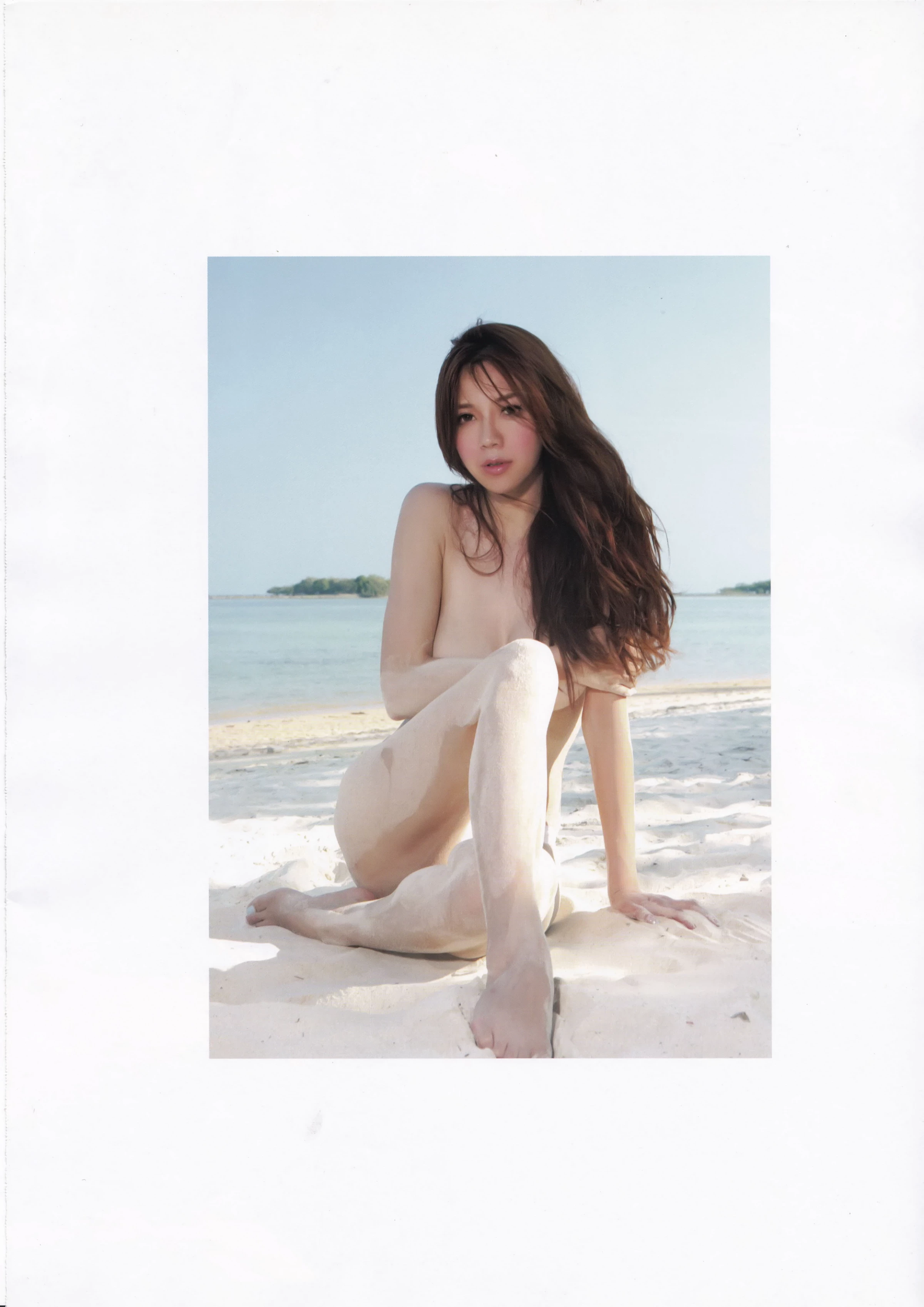 周伟彤[Photobook] Cica 写真集“Cica loves YOU！” [109P]