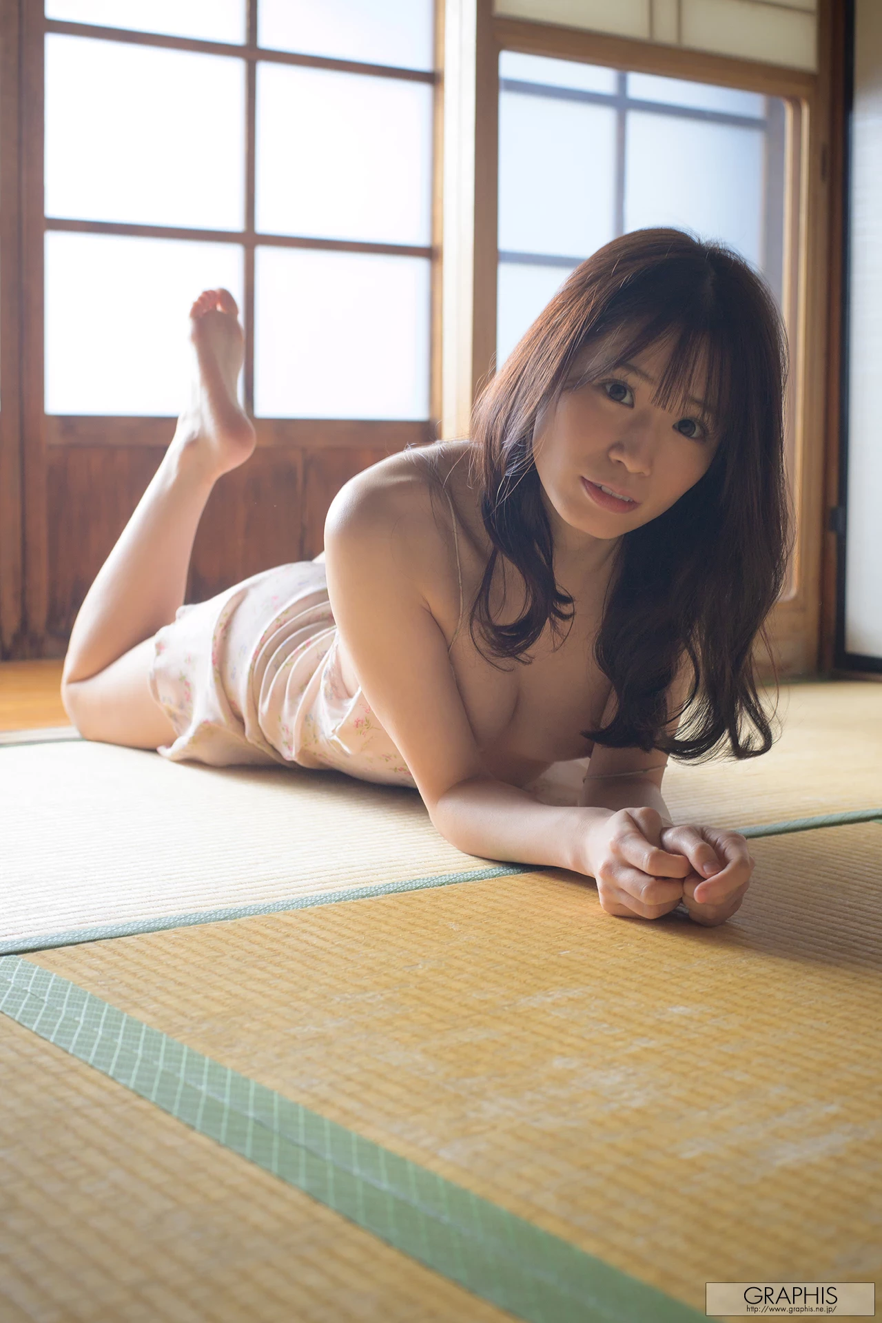 未步奈奈[ 未歩なな][Graphis] Gals – Nana Miho VIVACIOUS [160P]