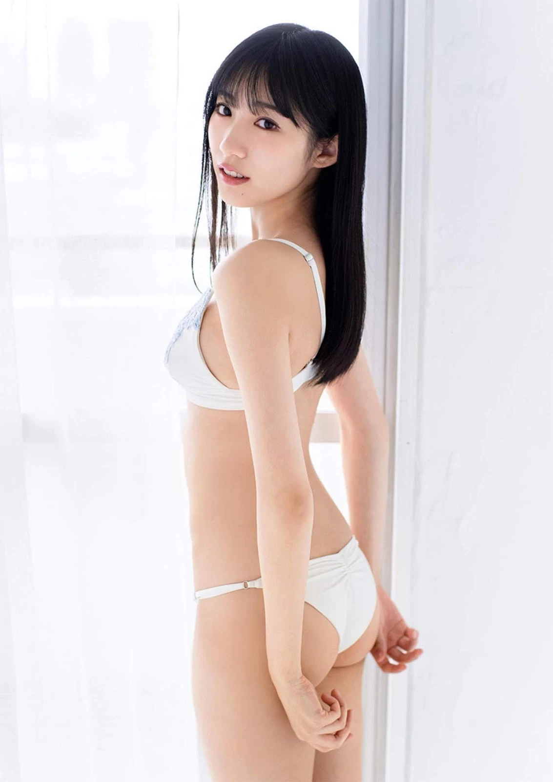 横野すみれ “紧绷绷＋凹凸有致”丰沛乳量征服全场…